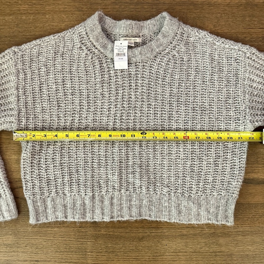 NEW American Eagle Cropped Gray Sweater-Acrylic/Nylon-Size XS-Super Cozy! - Picture 7 of 7